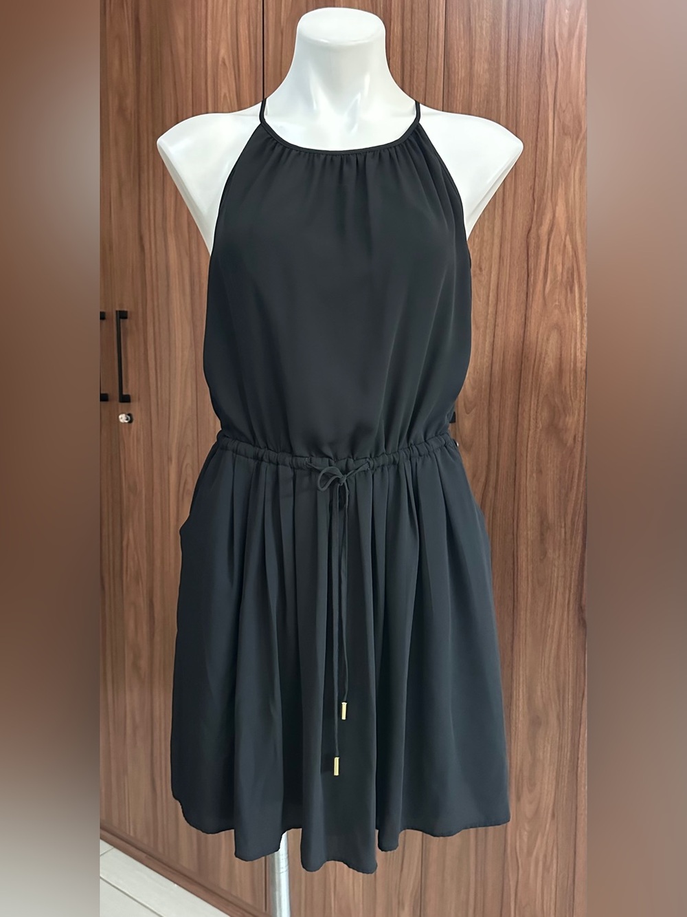 Banana Republic Sleeveless halter neckline drop-waist solid black dress  Size 8P